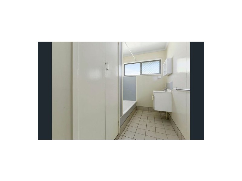 128 Old Ipswich Road, Riverview QLD 4303
