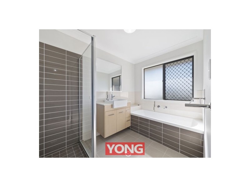 1086 Boundary Road, Coopers Plains QLD 4108