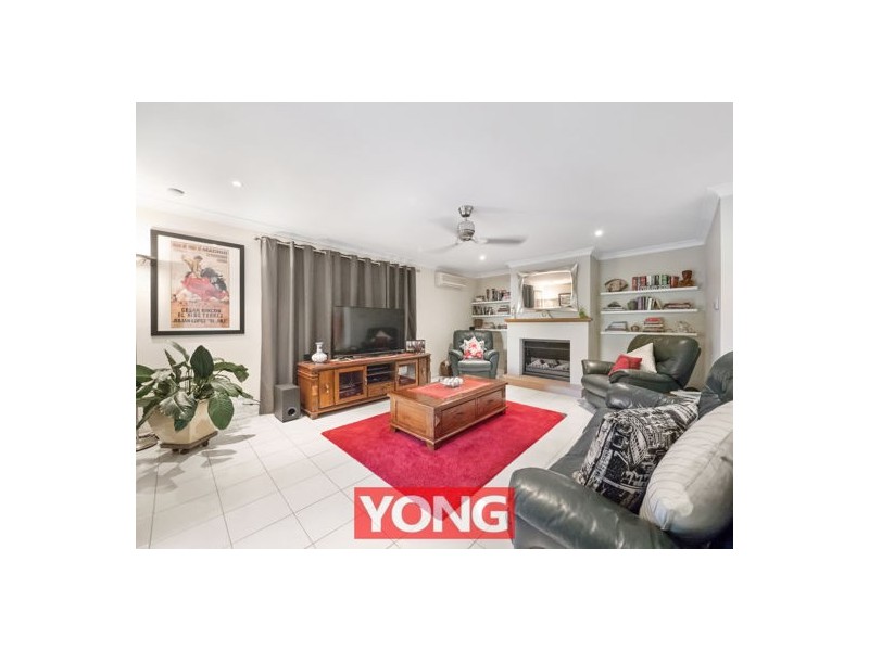 5 Googie Crescent, Eight Mile Plains QLD 4113