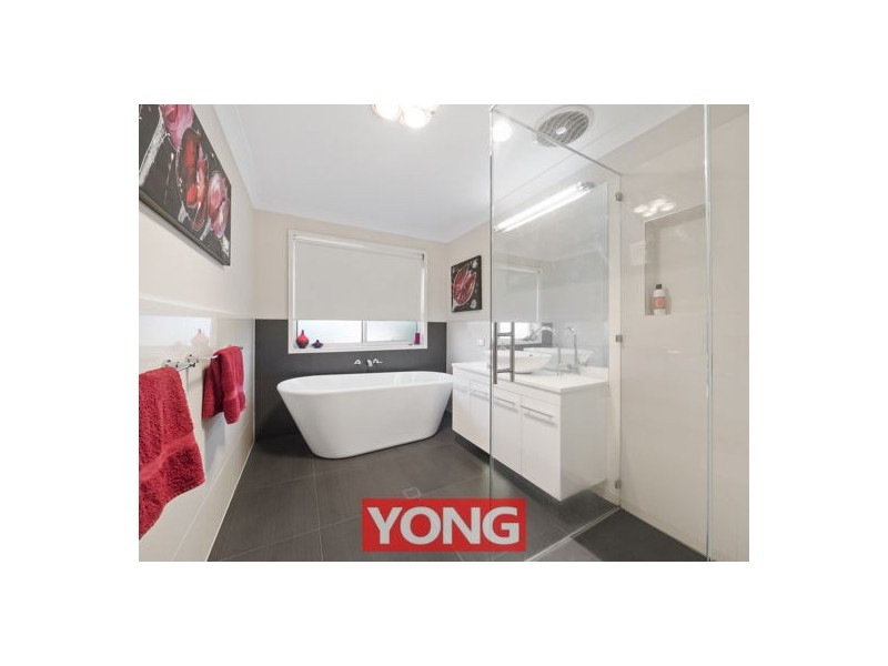 5 Googie Crescent, Eight Mile Plains QLD 4113