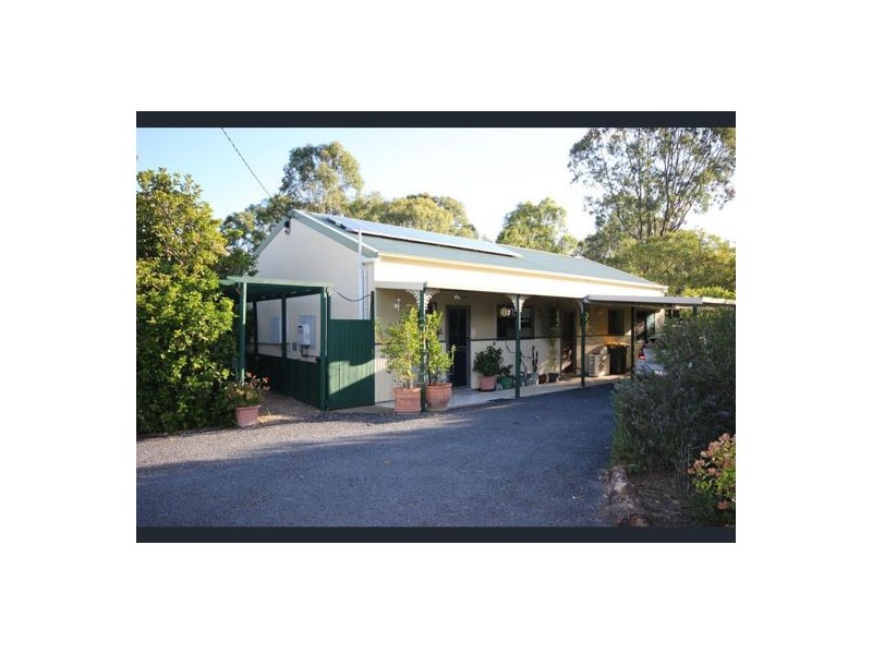 63 Scarvell Place, Kooralbyn QLD 4285