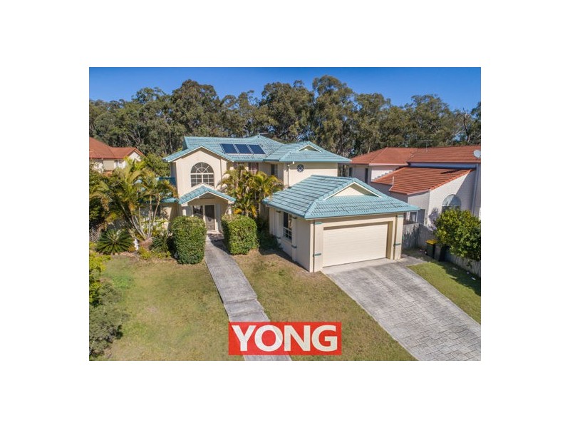 32 Poinciana Crescent, Stretton QLD 4116