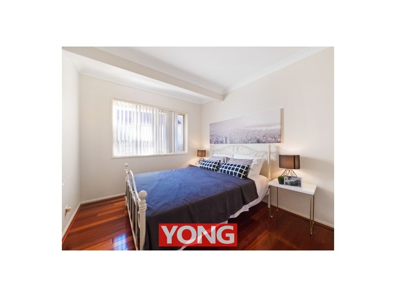 32 Poinciana Crescent, Stretton QLD 4116