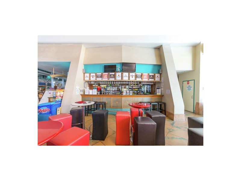 4 5 Palm Ave, Surfers Paradise QLD 4217