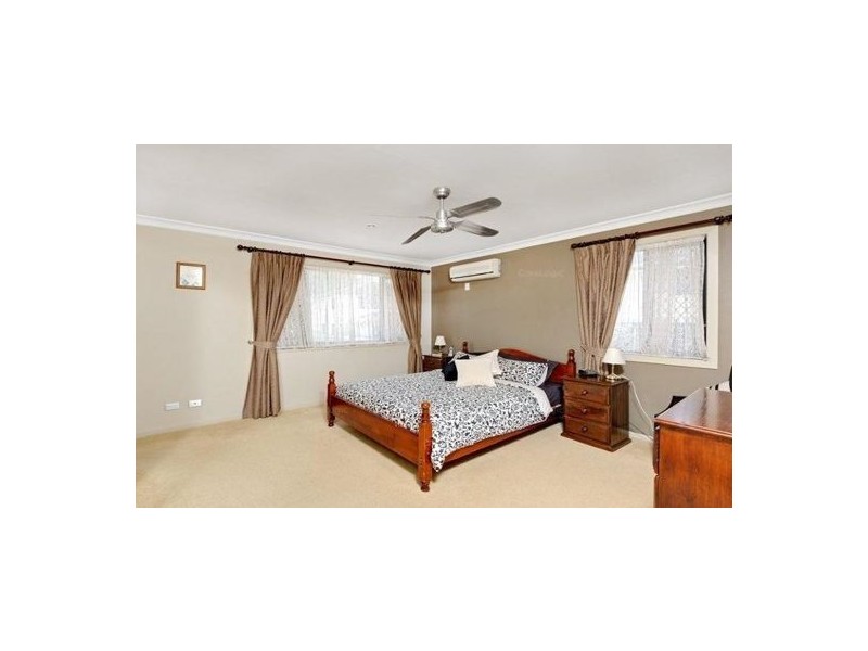 115 Didbrook street, Robertson QLD 4109