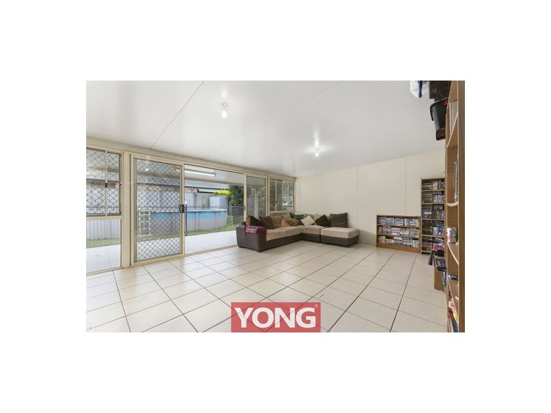 109 Bannockburn Crescent, Parkinson QLD 4115