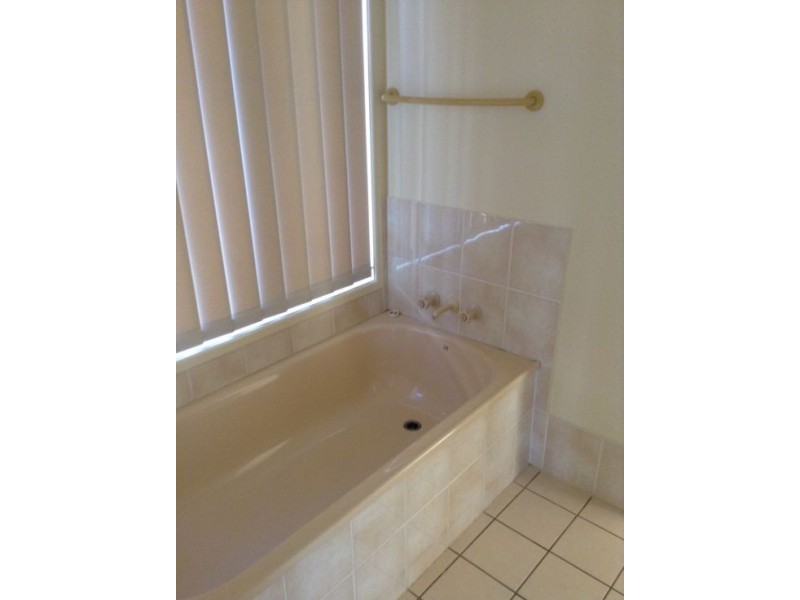 18 Rivergum Place, Calamvale QLD 4116