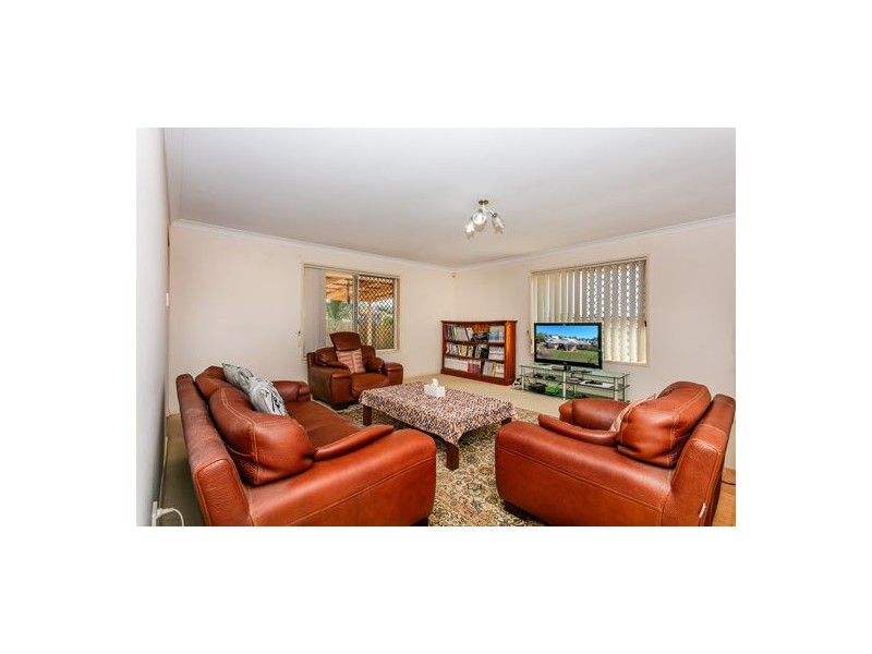 73 Lancaster Cct, Stretton QLD 4116