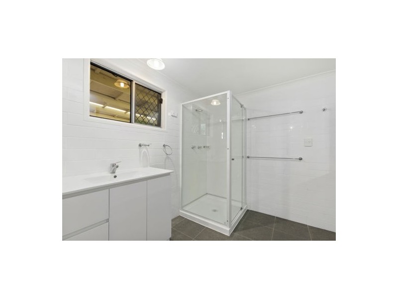 15 Greenview Avenue, Rochedale South QLD 4123