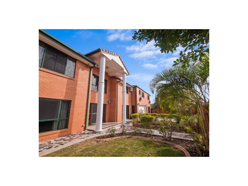 1 Cavallaro Street (21 Parnassus Street), Robertson QLD 4109