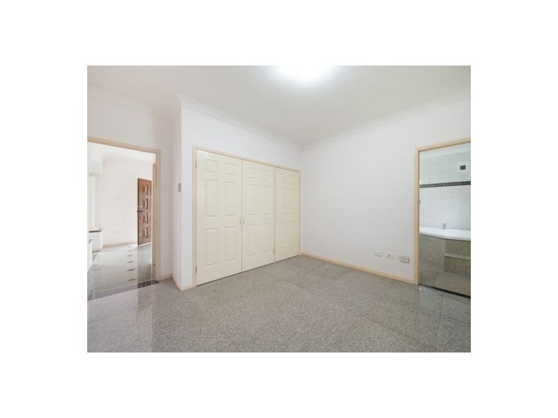 1 Cavallaro Street (21 Parnassus Street), Robertson QLD 4109