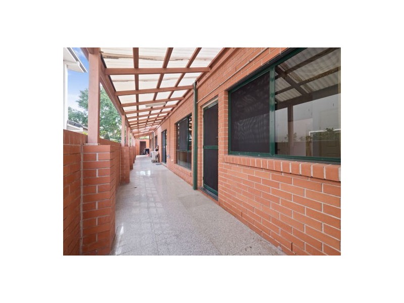 1 Cavallaro Street (21 Parnassus Street), Robertson QLD 4109