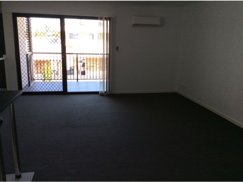 5/36 Ewing Rd, Logan Central QLD 4114
