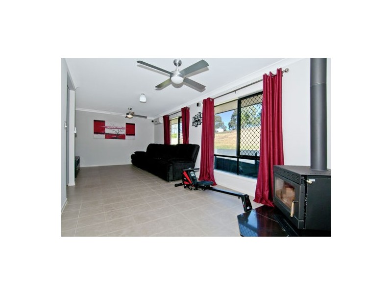 165 Walker Drive, Kooralbyn QLD 4285