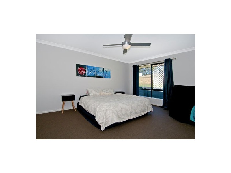 165 Walker Drive, Kooralbyn QLD 4285