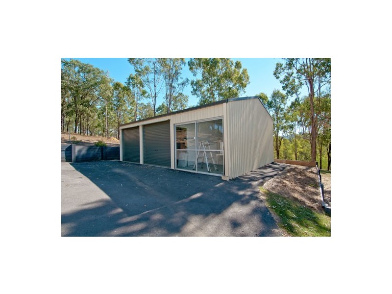165 Walker Drive, Kooralbyn QLD 4285