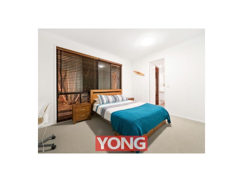 16 Ngairi Close, Eight Mile Plains QLD 4113
