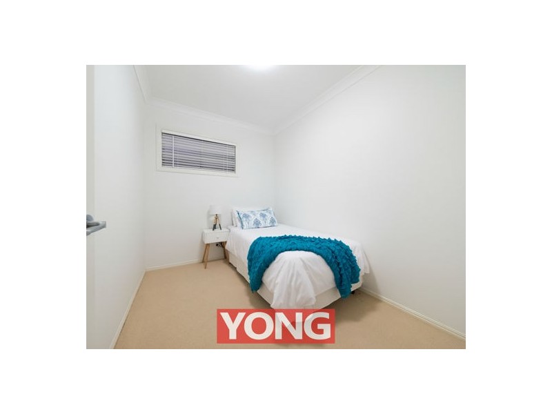 16 Ngairi Close, Eight Mile Plains QLD 4113