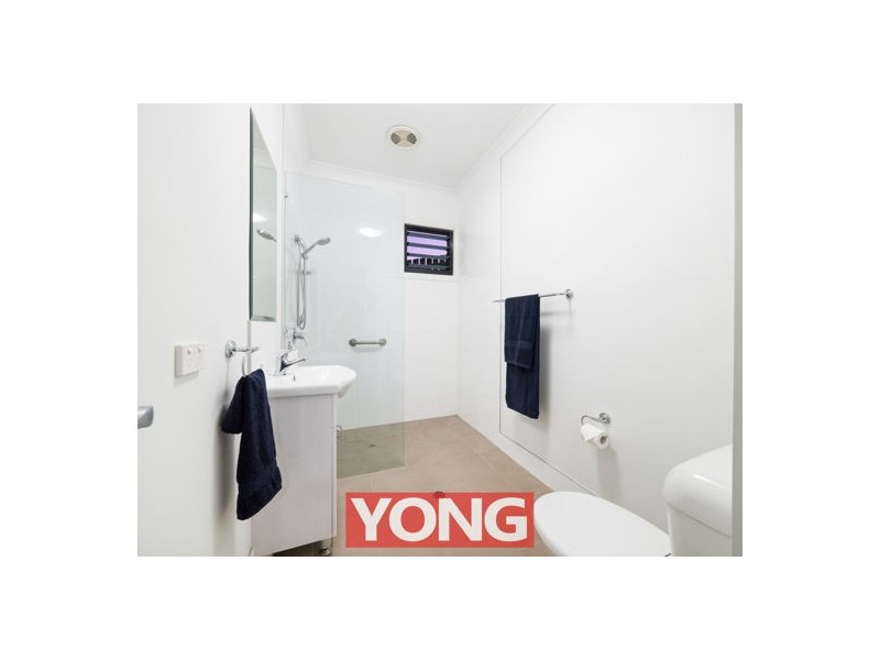 16 Ngairi Close, Eight Mile Plains QLD 4113