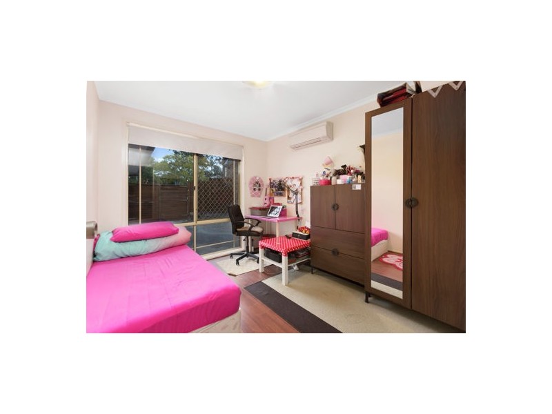 12 Napier Place, Forest Lake QLD 4078