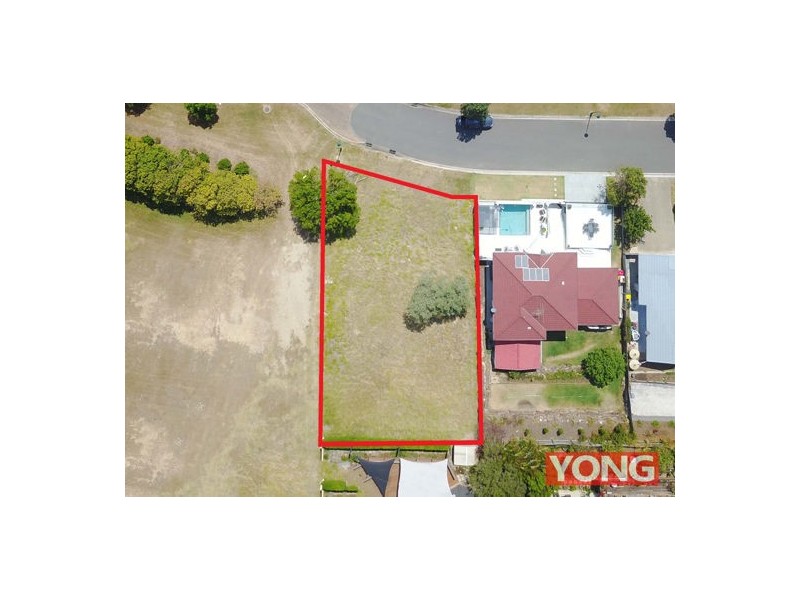 33 Kenilworth Place, Carindale QLD 4152