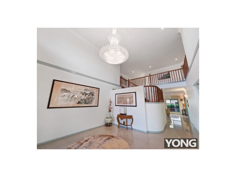15 Parnassus Street (11 Magnolia Grove), Robertson QLD 4109