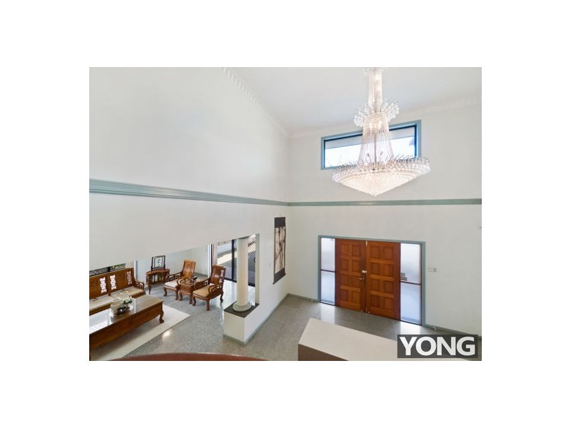 15 Parnassus Street (11 Magnolia Grove), Robertson QLD 4109