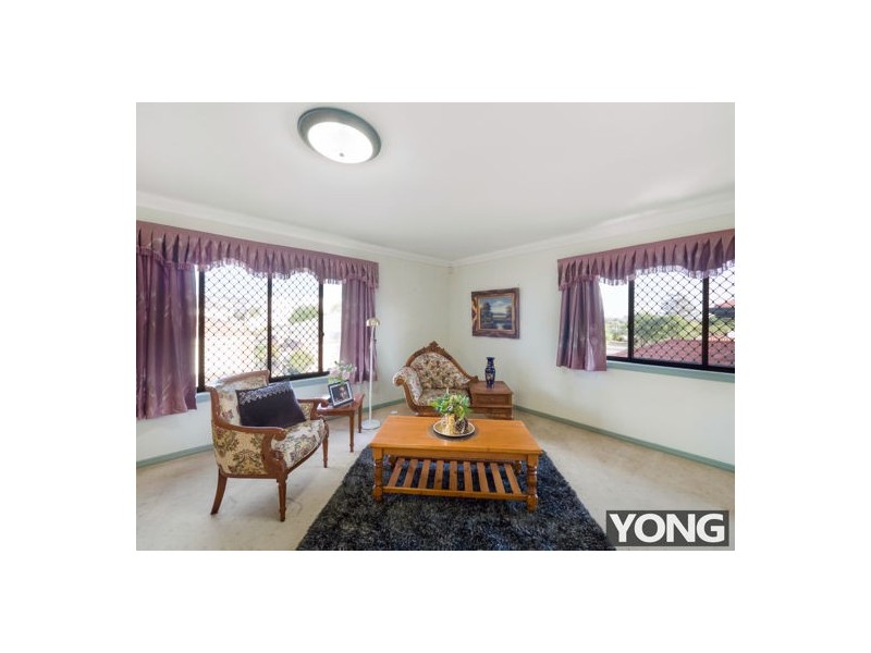 15 Parnassus Street (11 Magnolia Grove), Robertson QLD 4109