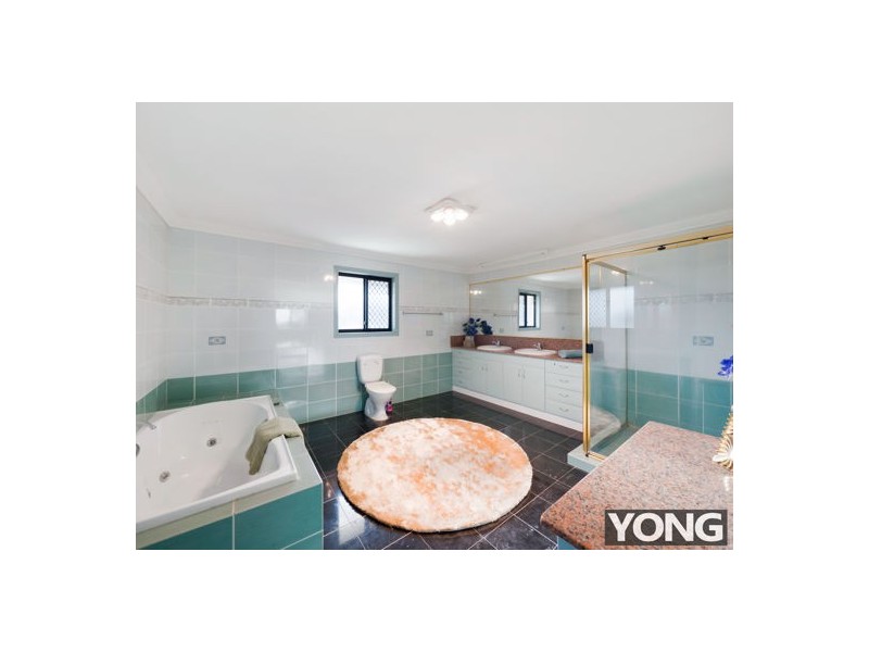 15 Parnassus Street (11 Magnolia Grove), Robertson QLD 4109