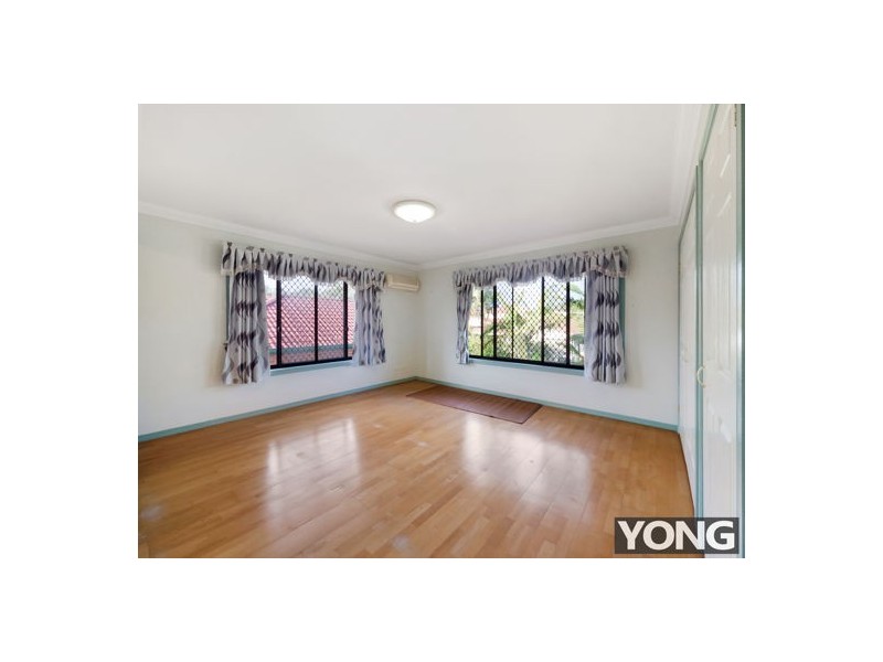 15 Parnassus Street (11 Magnolia Grove), Robertson QLD 4109