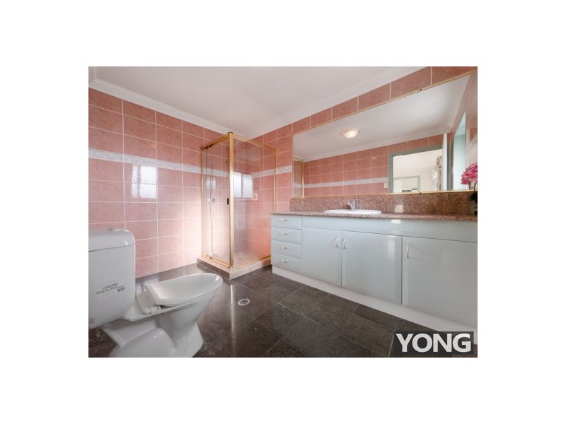 15 Parnassus Street (11 Magnolia Grove), Robertson QLD 4109