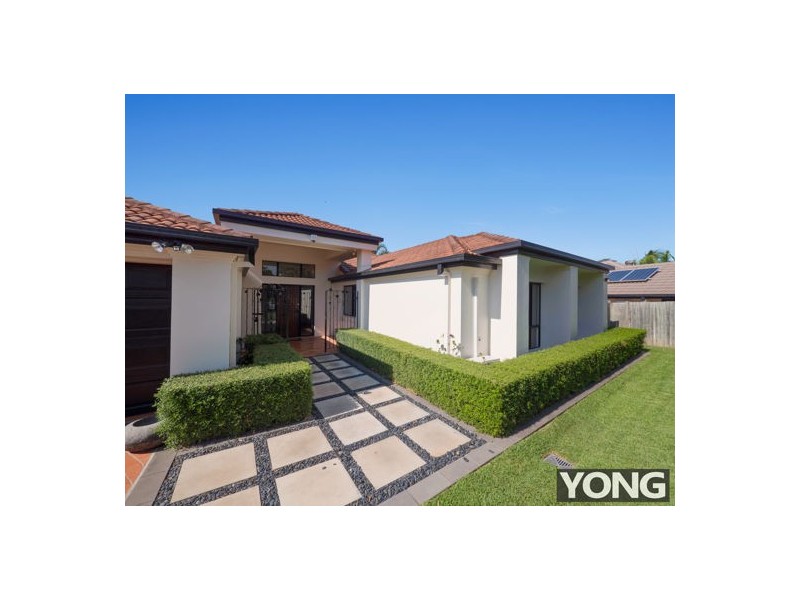 56 Ontario Crescent, Parkinson QLD 4115