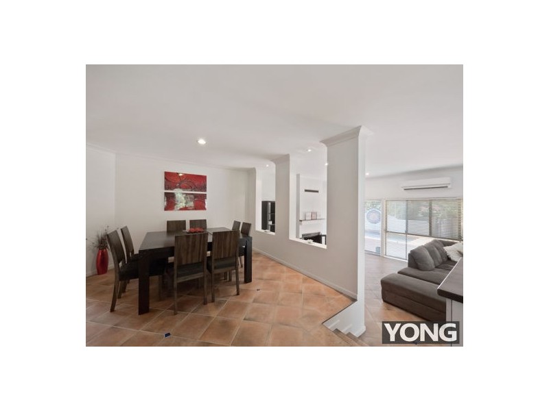 56 Ontario Crescent, Parkinson QLD 4115