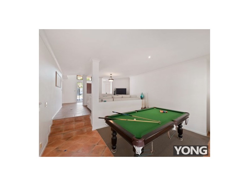 56 Ontario Crescent, Parkinson QLD 4115