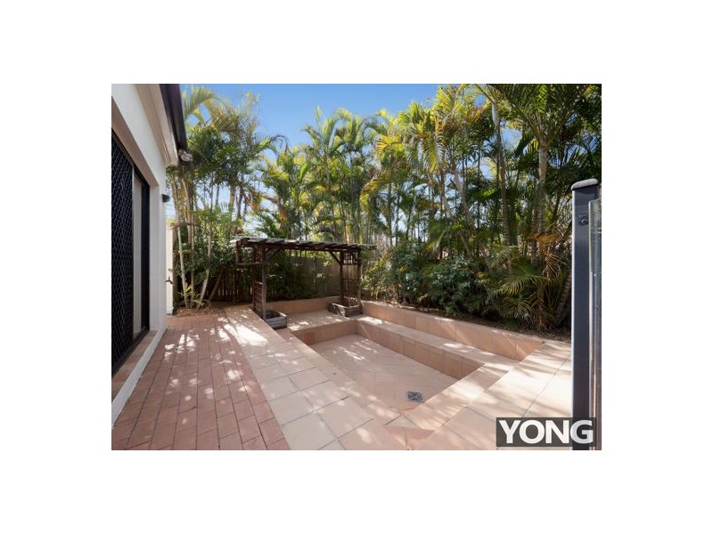 56 Ontario Crescent, Parkinson QLD 4115