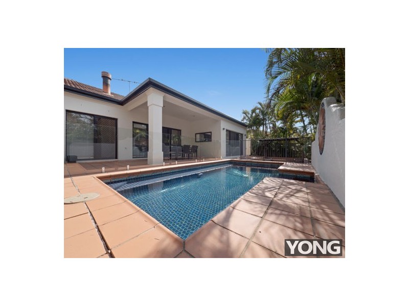 56 Ontario Crescent, Parkinson QLD 4115