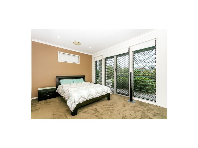11 Southwalk Esp, Underwood QLD 4119
