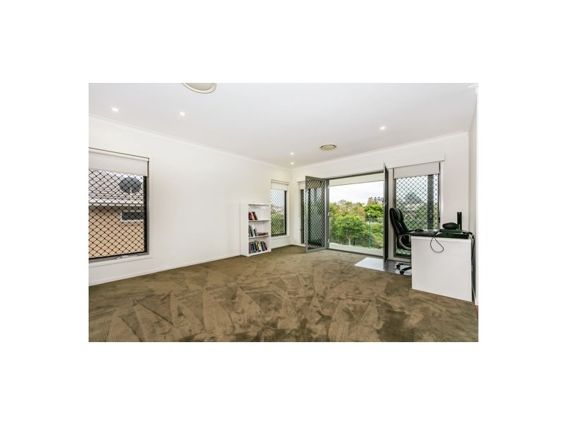 11 Southwalk Esp, Underwood QLD 4119
