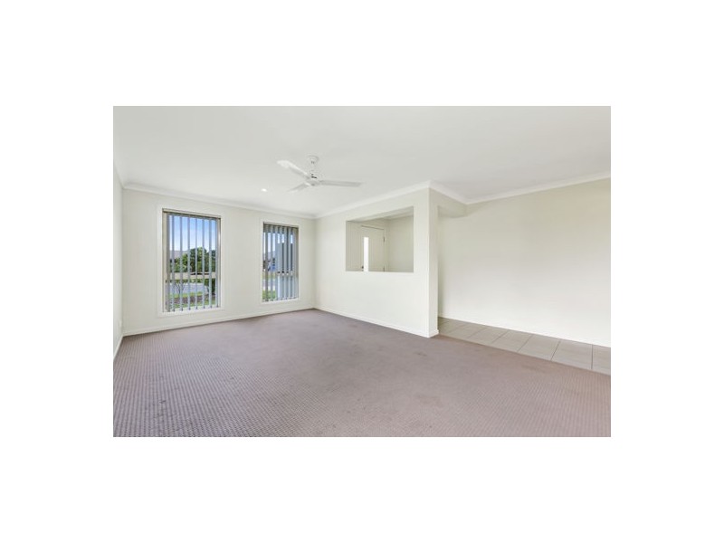 3 TURTLE COURT, Ningi QLD 4511