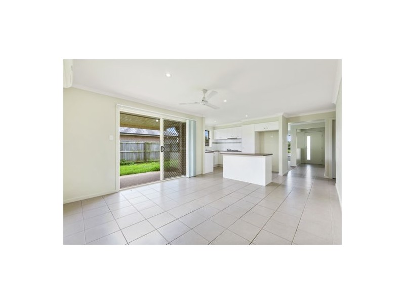 3 TURTLE COURT, Ningi QLD 4511