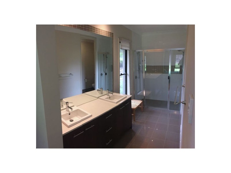 91 Devries Road, Pallara QLD 4110