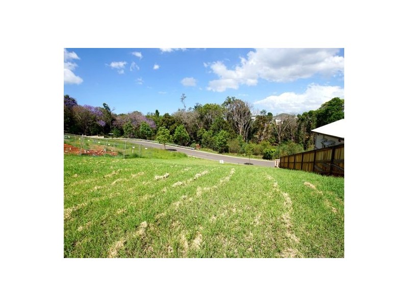 116 Woodland Street, Carindale QLD 4152