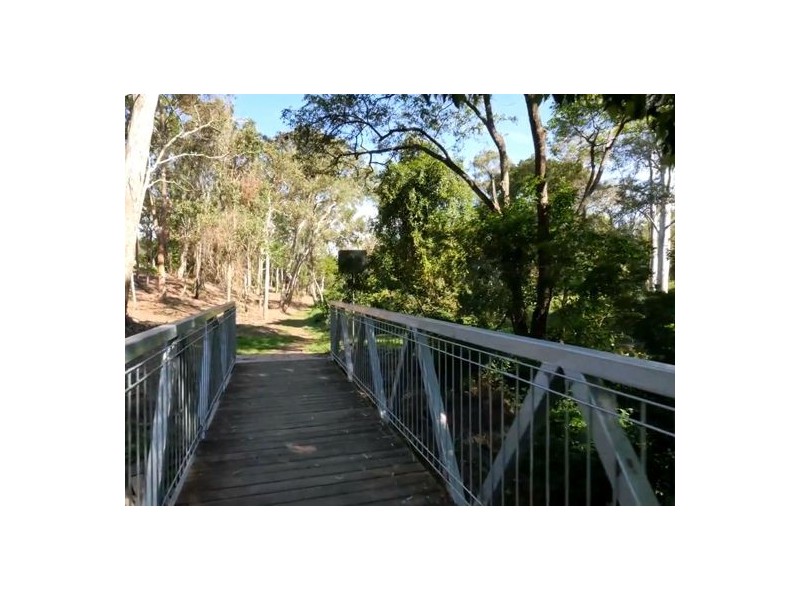 116 Woodland Street, Carindale QLD 4152