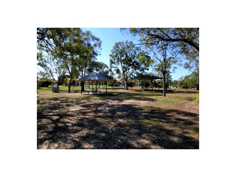 116 Woodland Street, Carindale QLD 4152