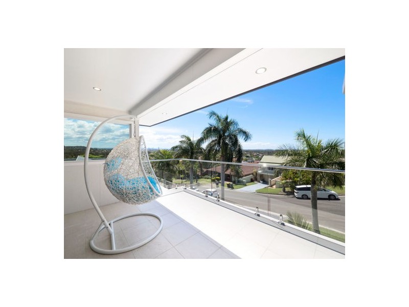 3 Talwood Court, Carindale QLD 4152