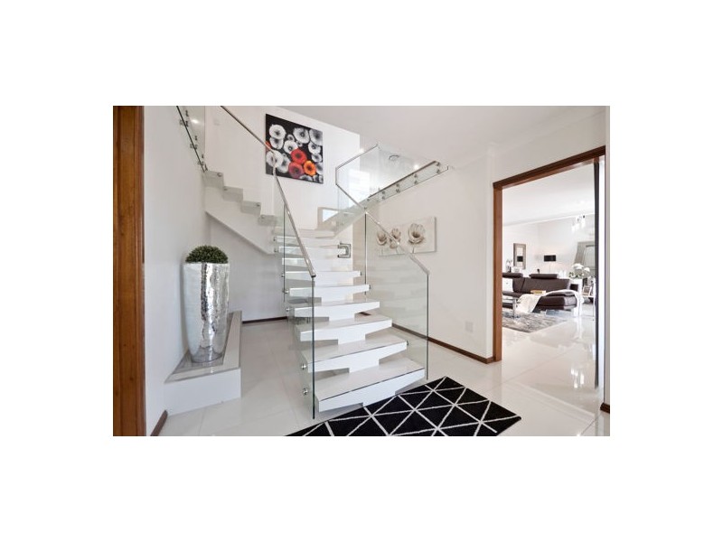 3 Talwood Court, Carindale QLD 4152