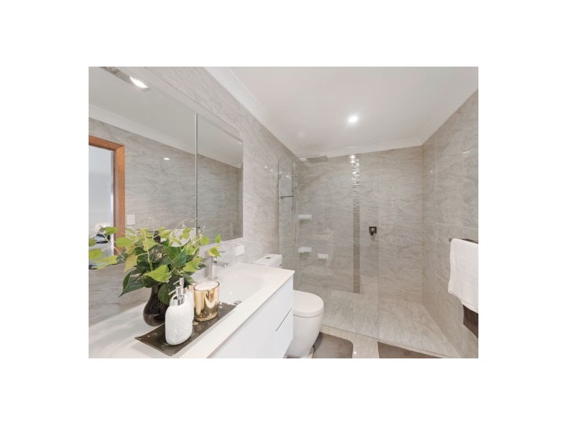 3 Talwood Court, Carindale QLD 4152