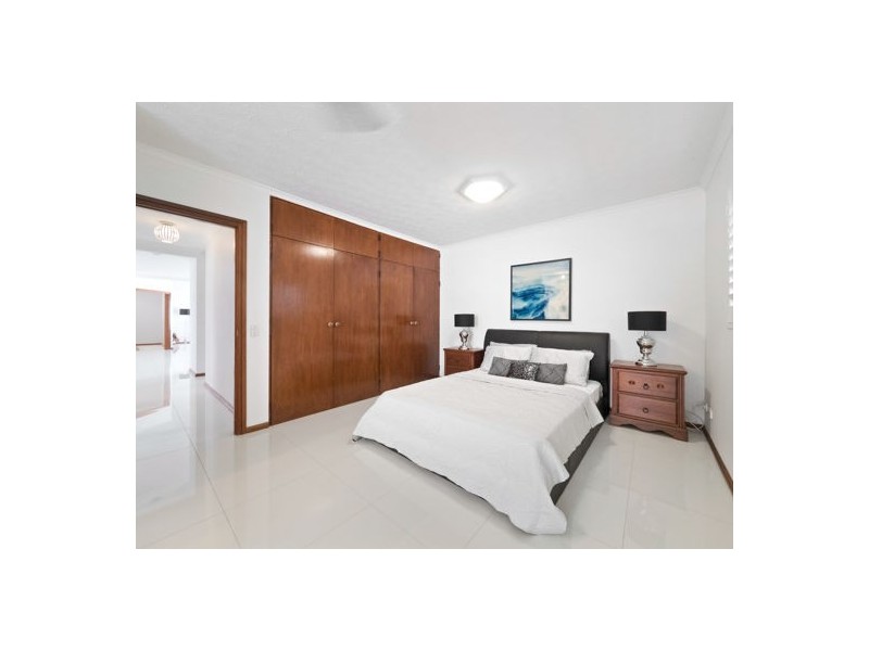 3 Talwood Court, Carindale QLD 4152