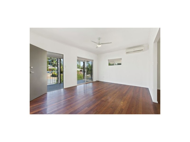5 Reeman Court, Eagleby QLD 4207