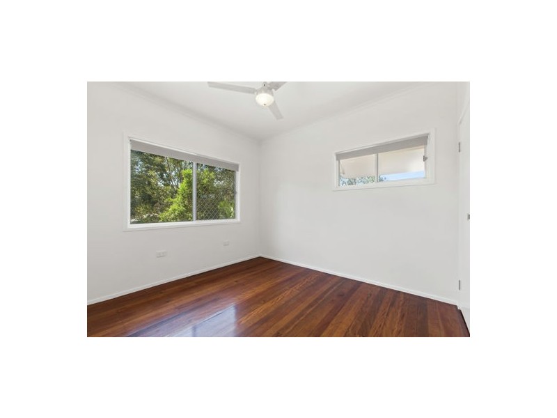 5 Reeman Court, Eagleby QLD 4207